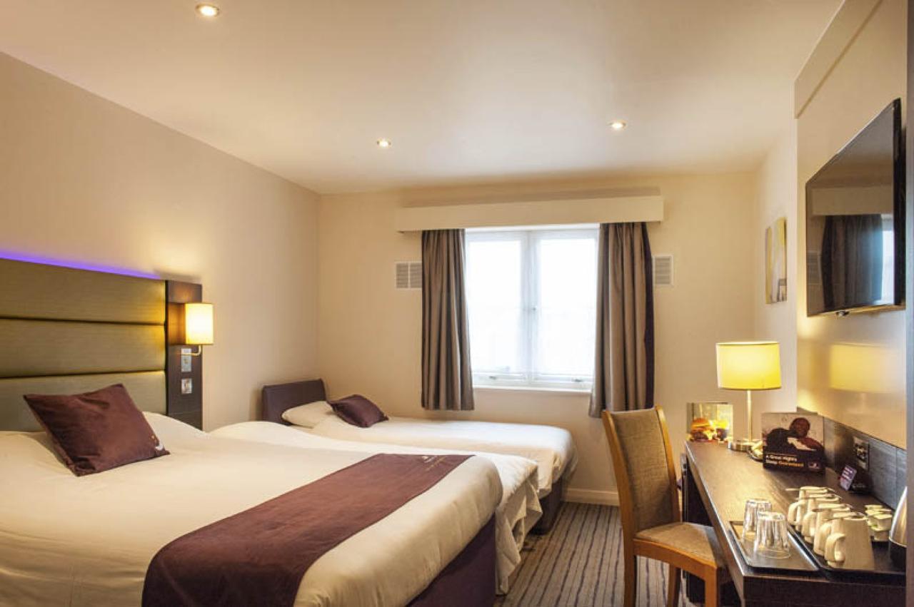 Premier Heathrow Airport Terminal 4 Hotel 3*